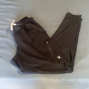Size small vuori joggers